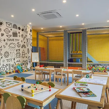 酒店 Kaia Coracesium 4*