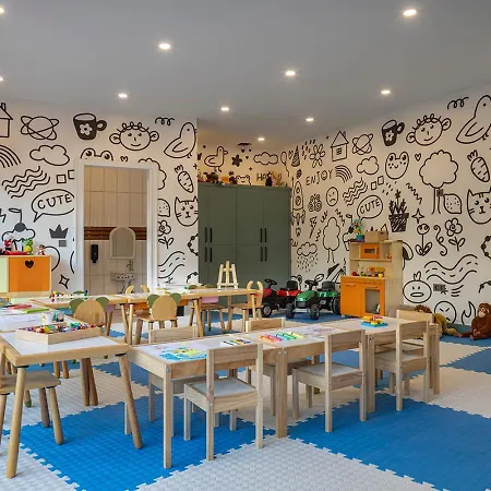 Kaia Coracesium 酒店 4*